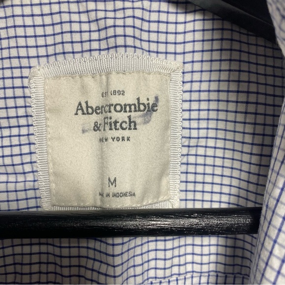 Abercrombie & Fitch Checkered White and Blue Button Down Shirt - Picture 10 of 11